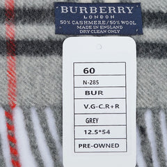 Burberry Cashmere Plaids & Check Pre-Owned Scarf