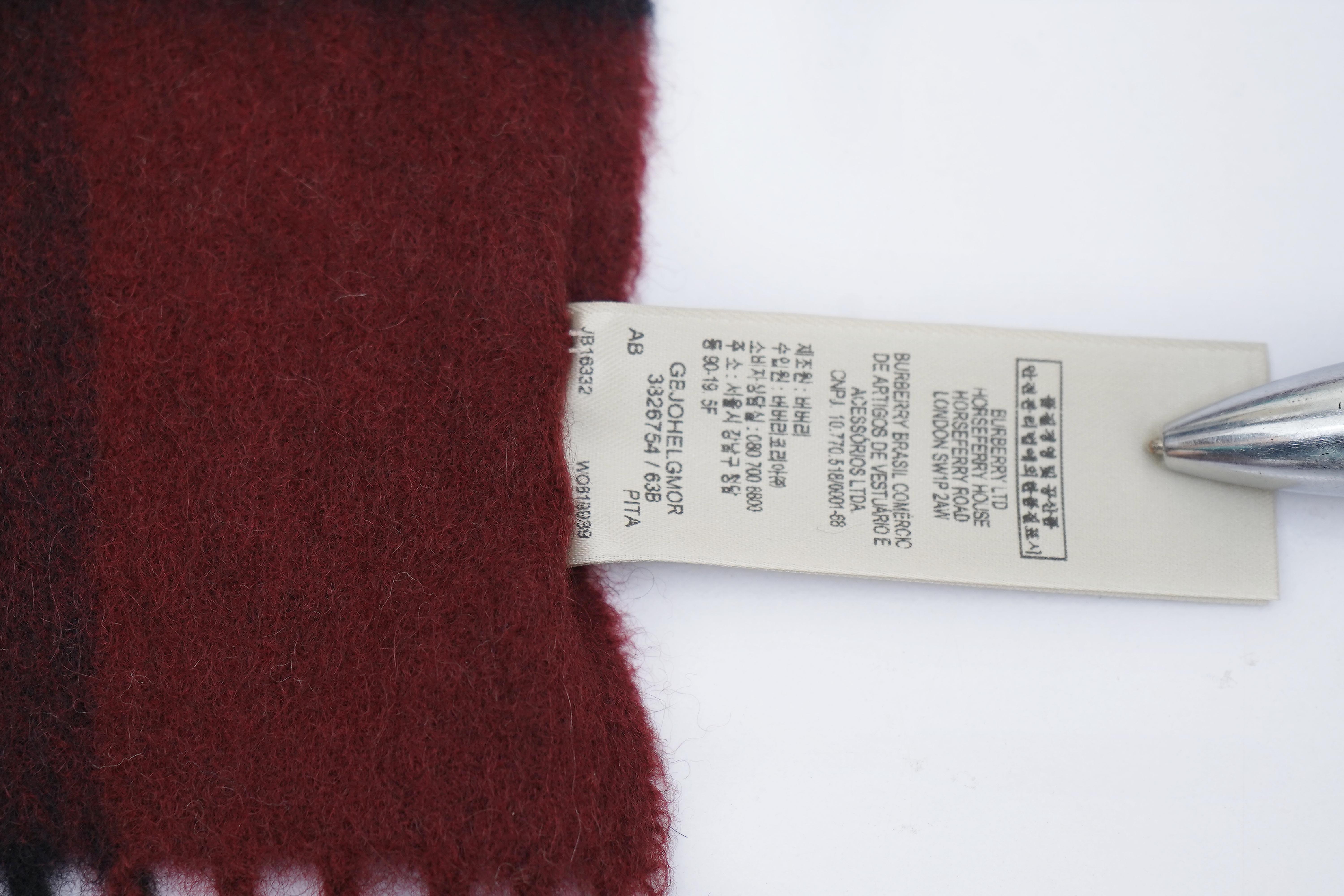 Classic Check Cashmere Maroon Scarf