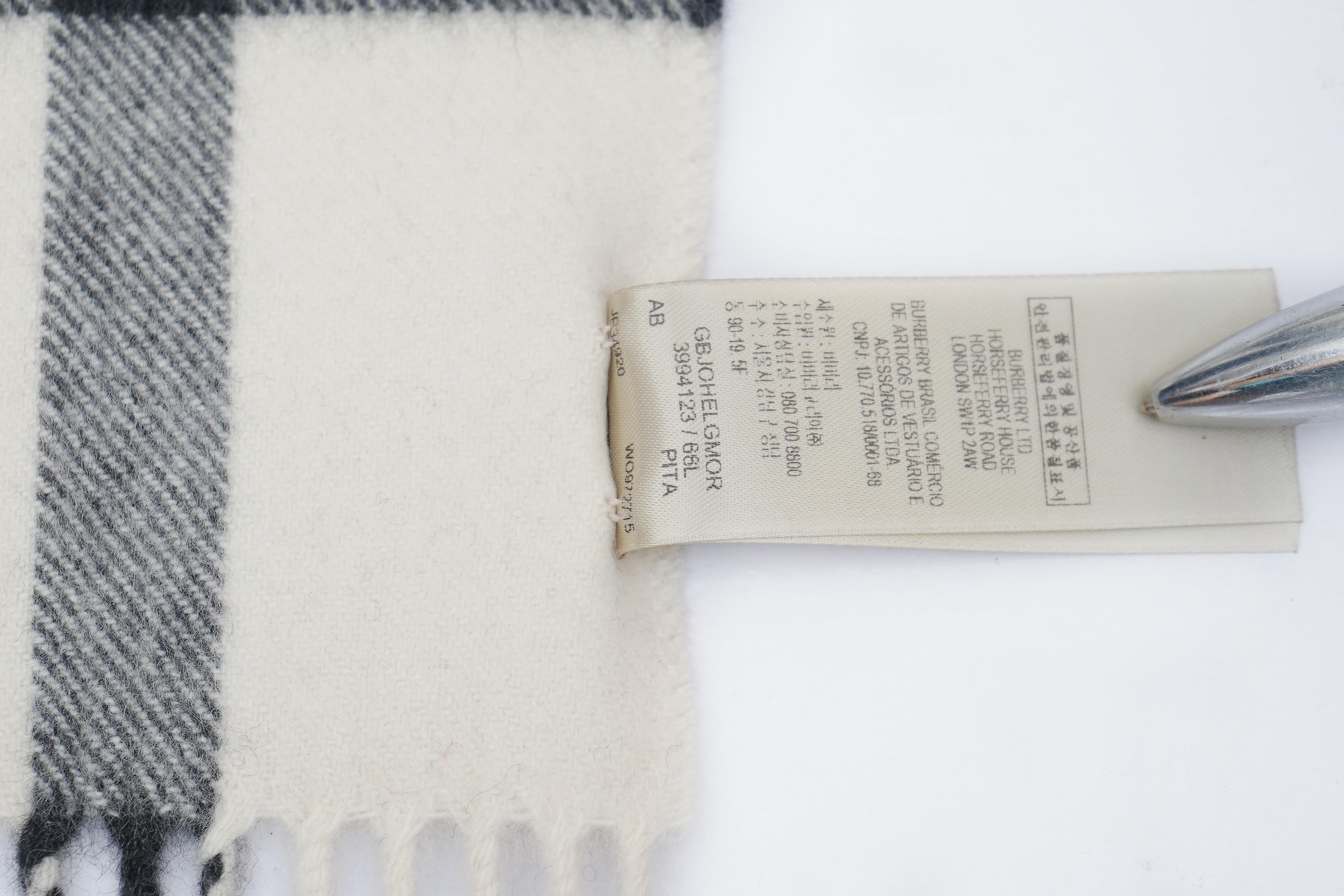 Classic Check Cashmere Ecru/Off-White Scarf