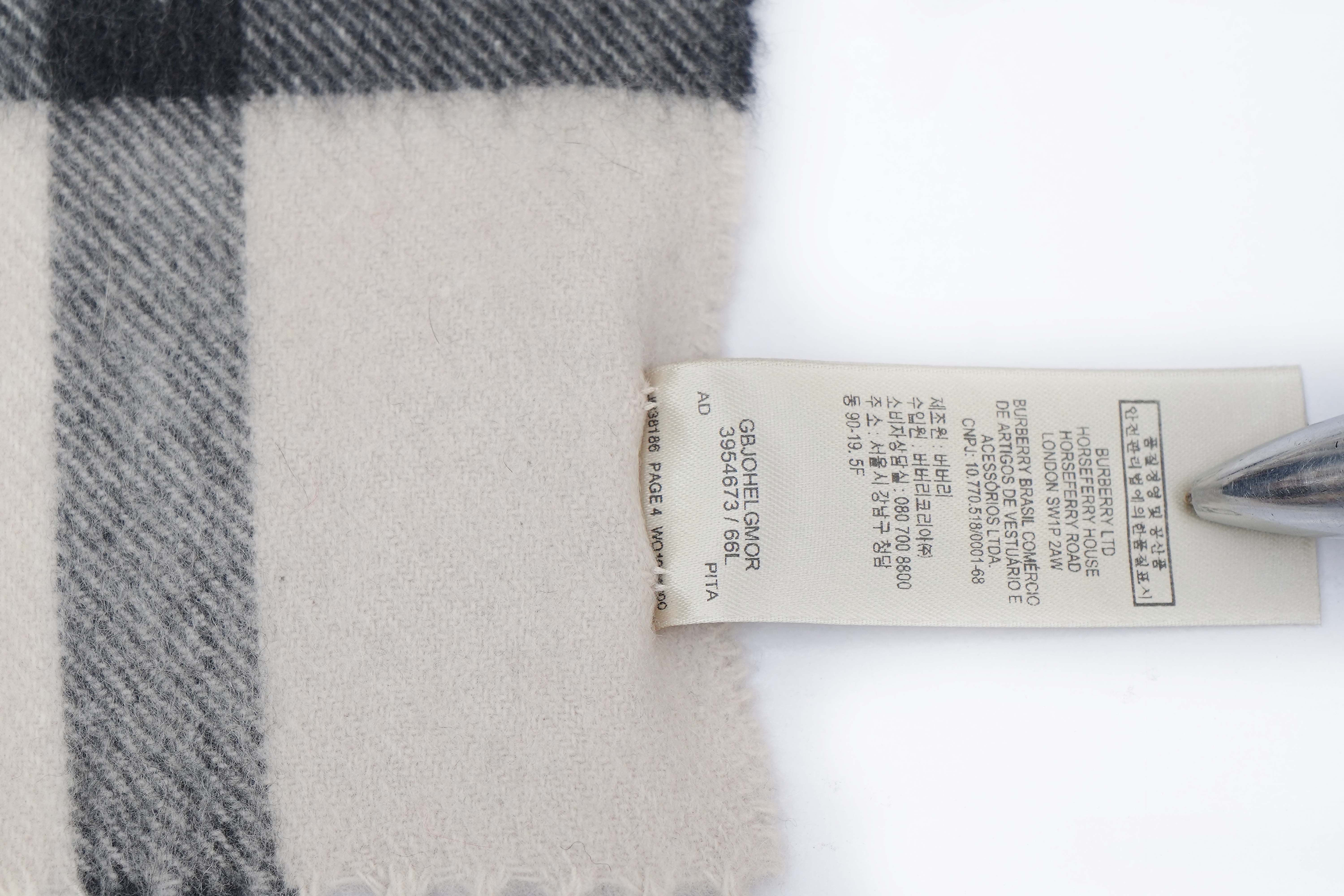 Classic Check Cashmere Ecru/Off-White Scarf
