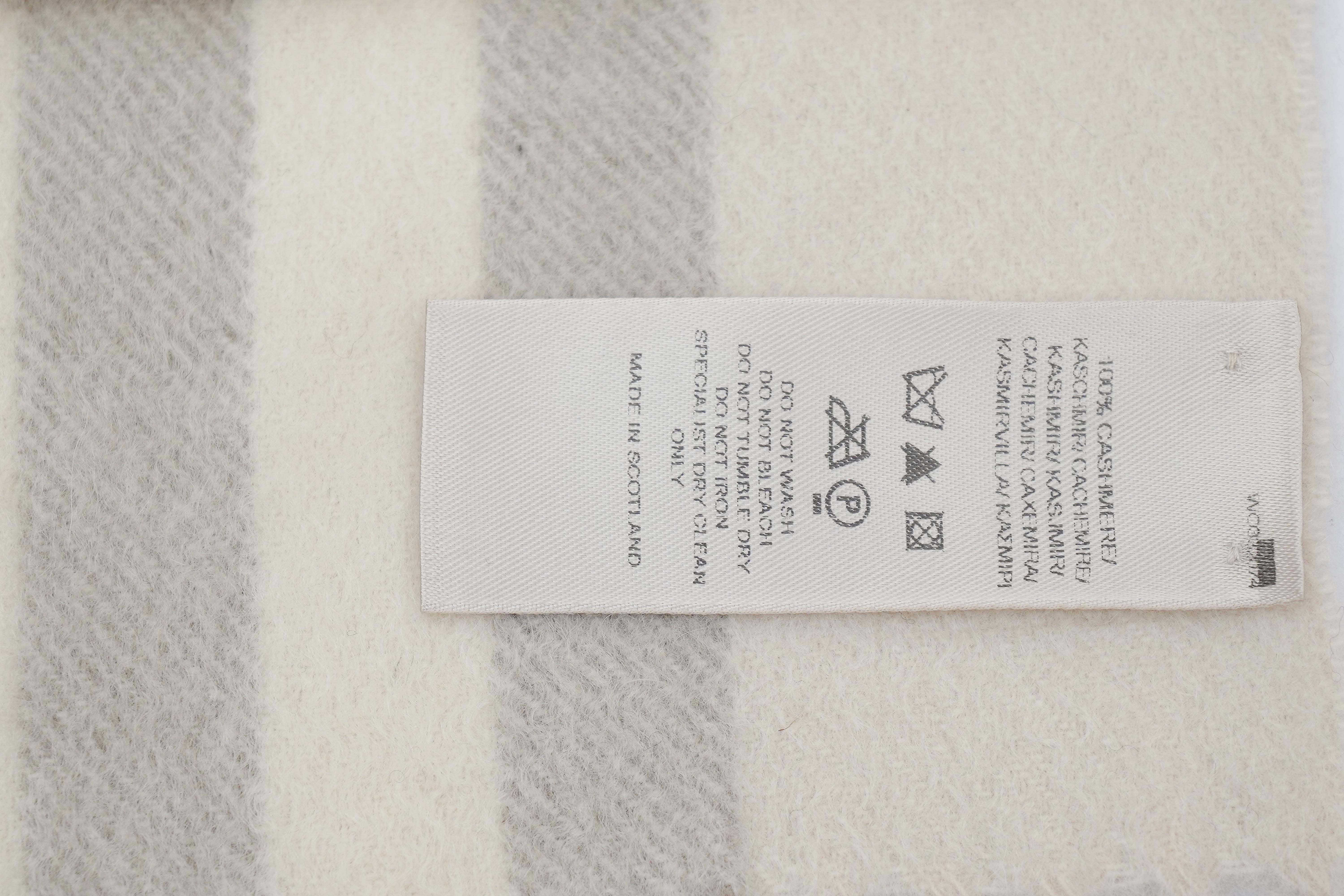 Classic Check Cashmere Ecru/Off-White Scarf