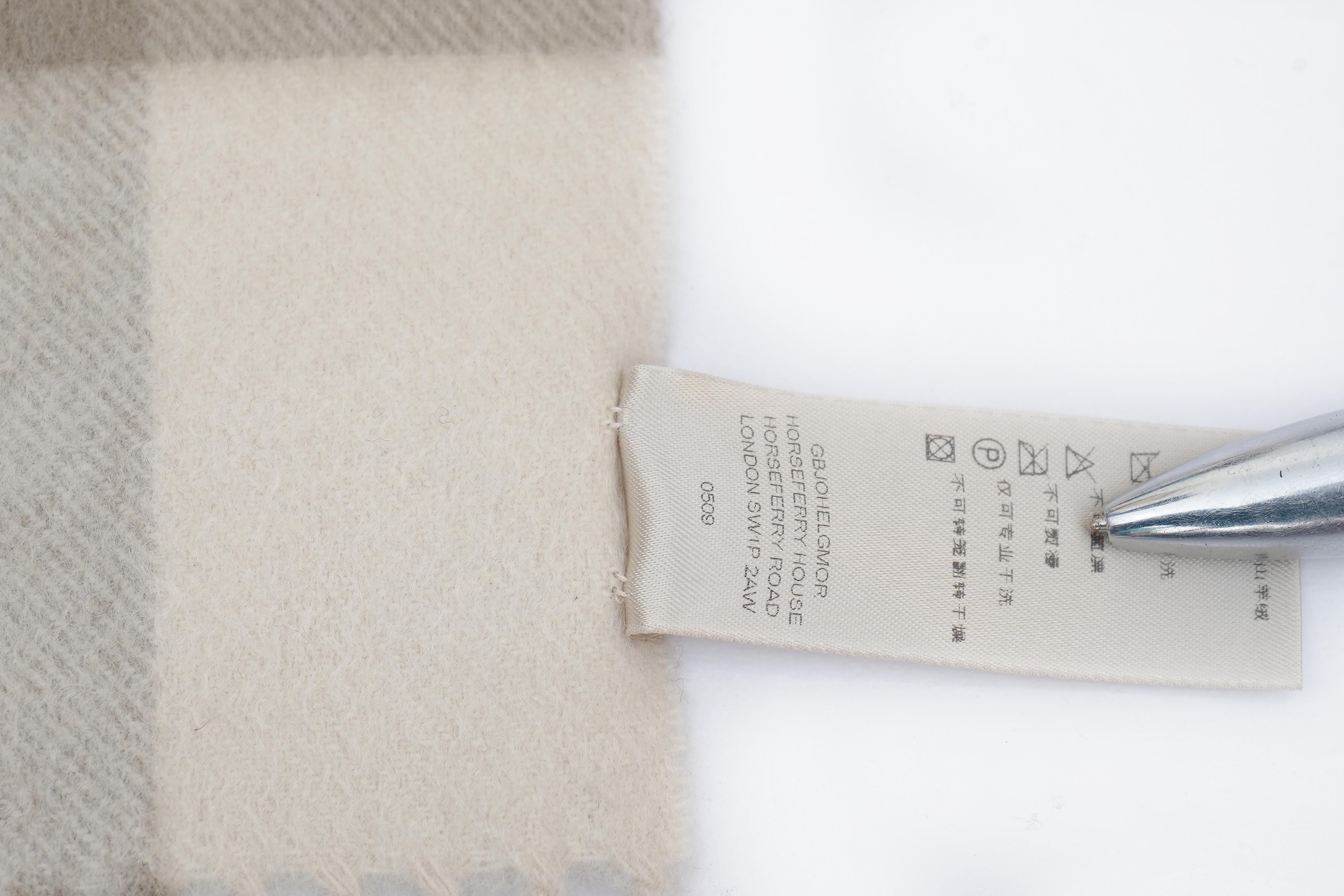 Classic Check Cashmere Ecru/Off-White Scarf