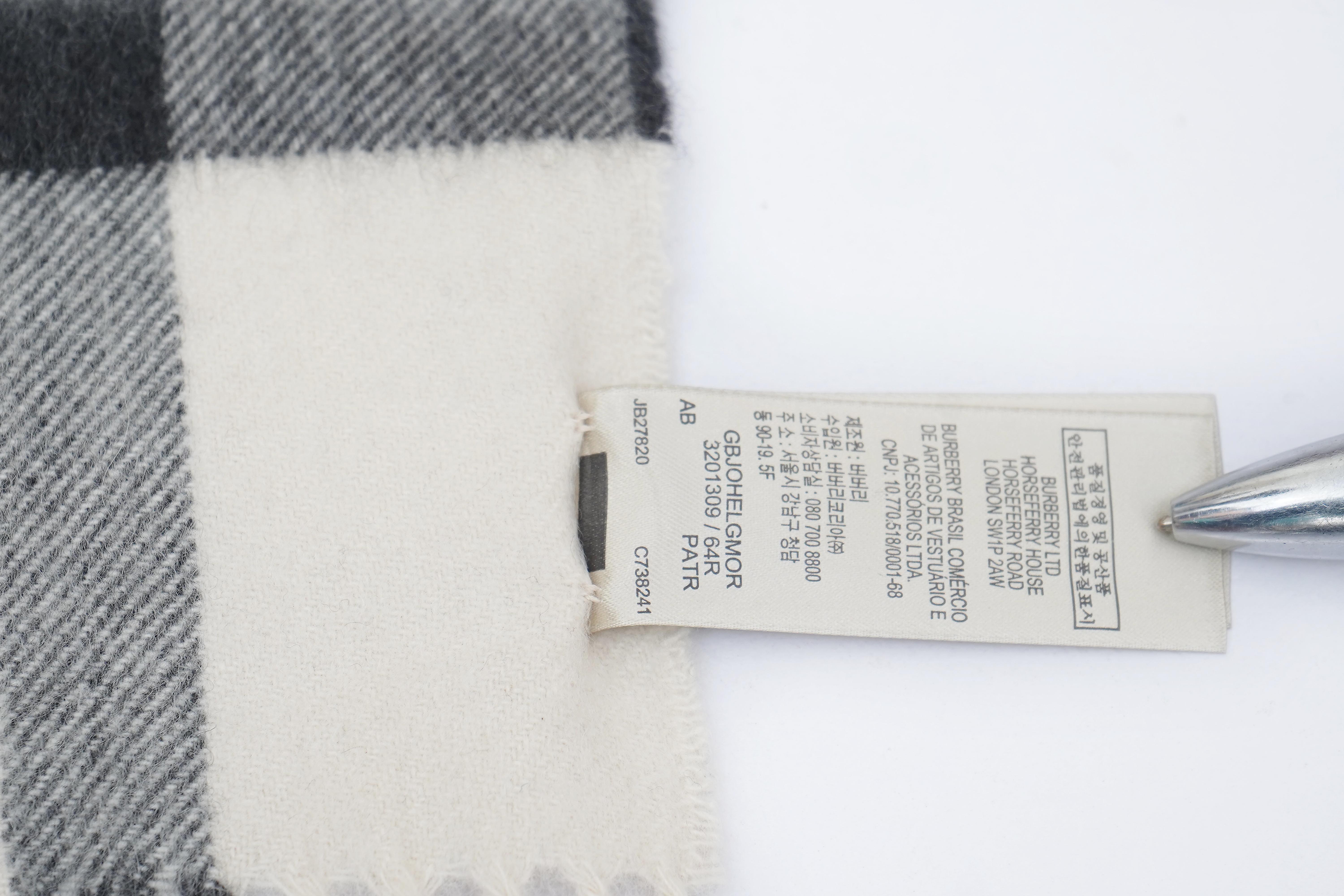 Classic Check Cashmere Ecru/Off-White Scarf