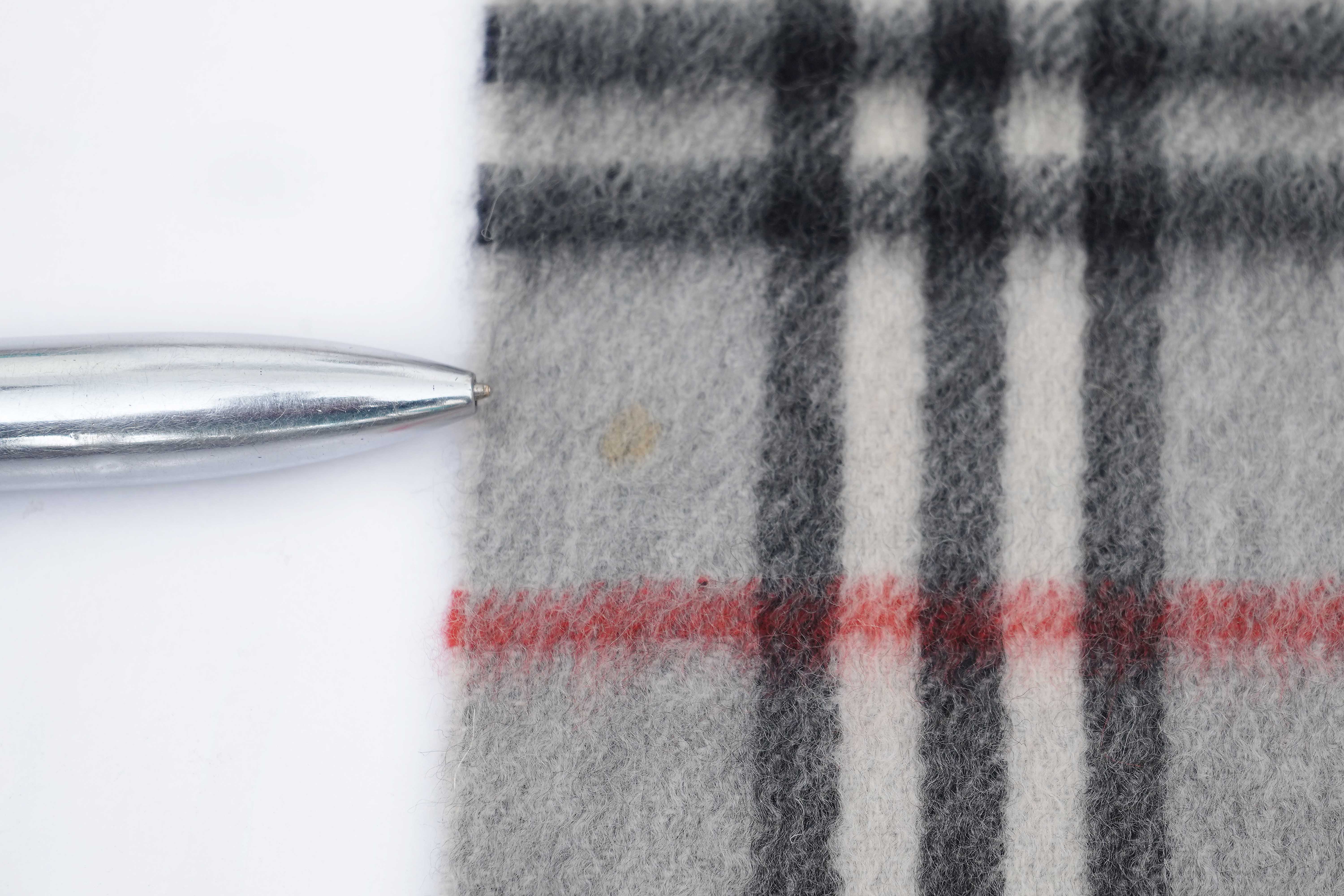 Classic Check Cashmere Gray Scarf