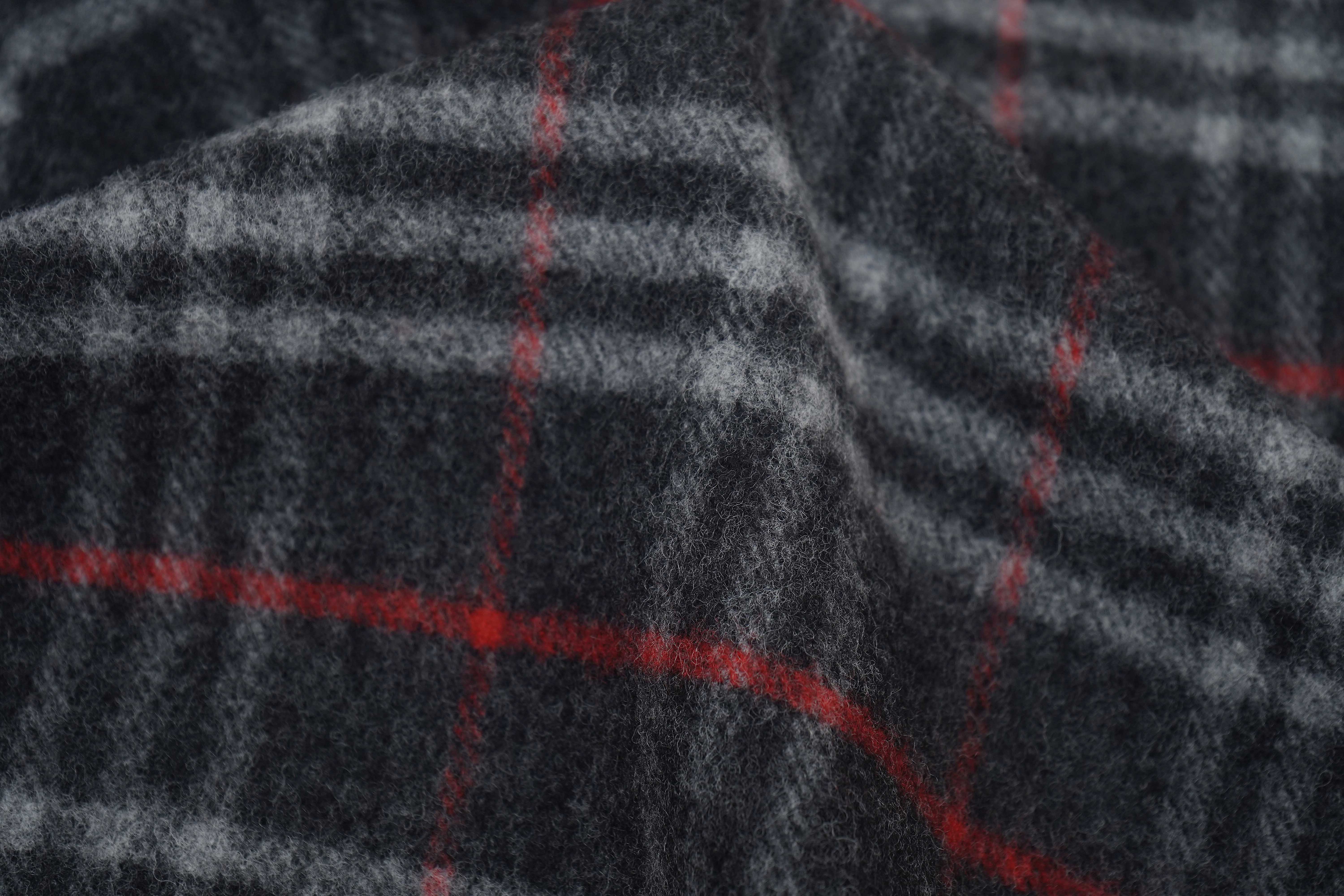 Classic Check Lambswool Dark Grey Scarf