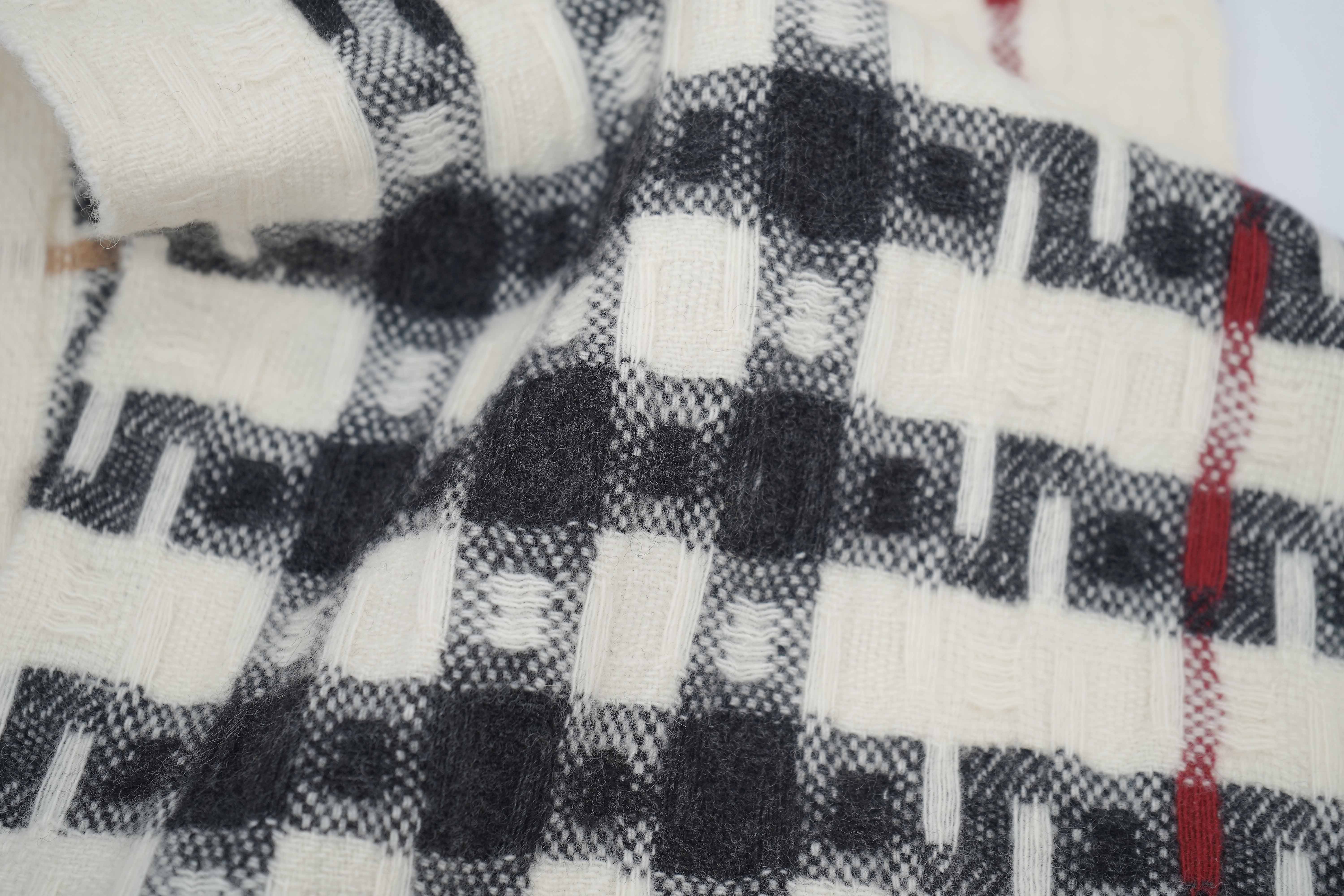 Classic Check Cashmere Ecru Scarf