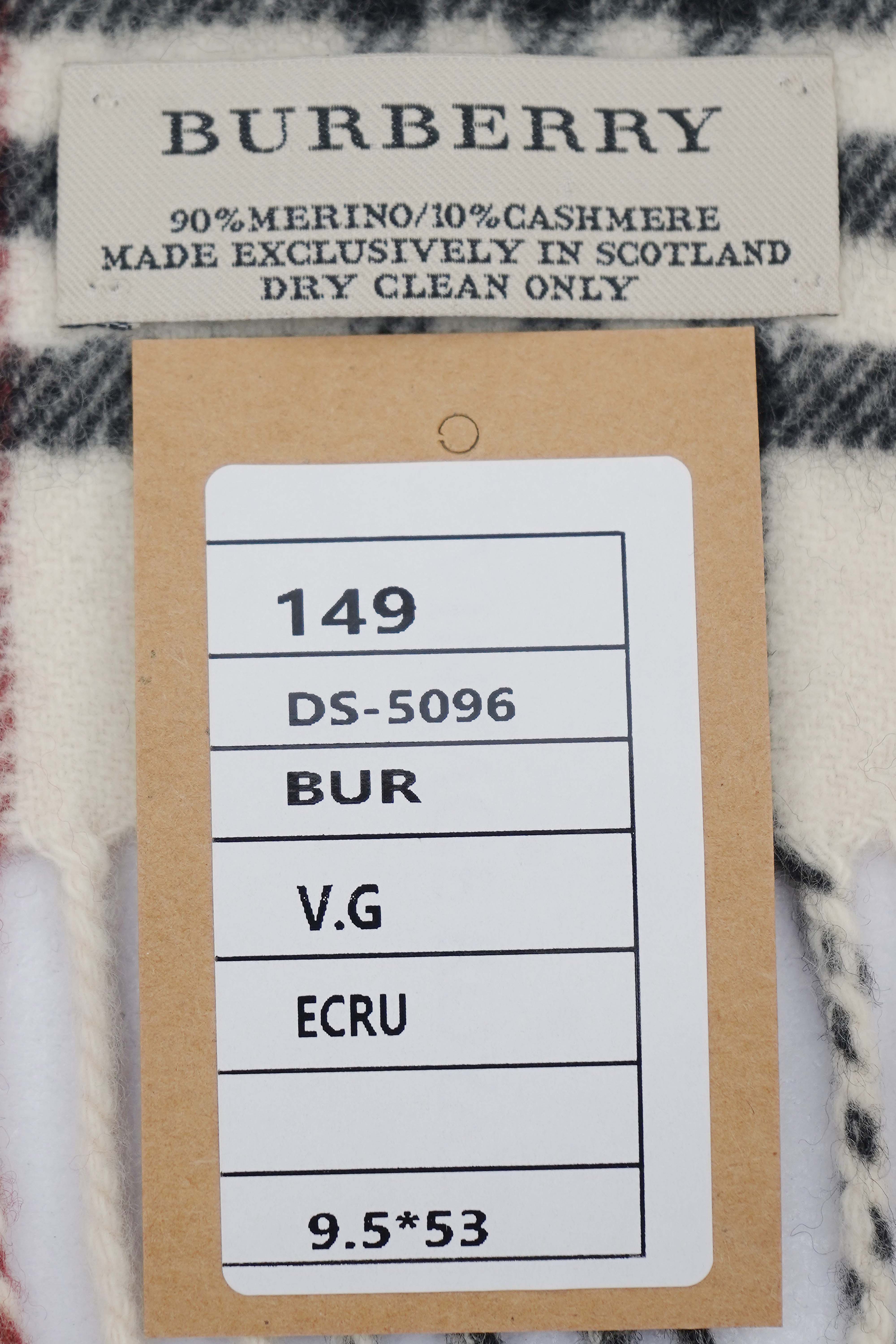 Classic Check Wool Ecru Scarf