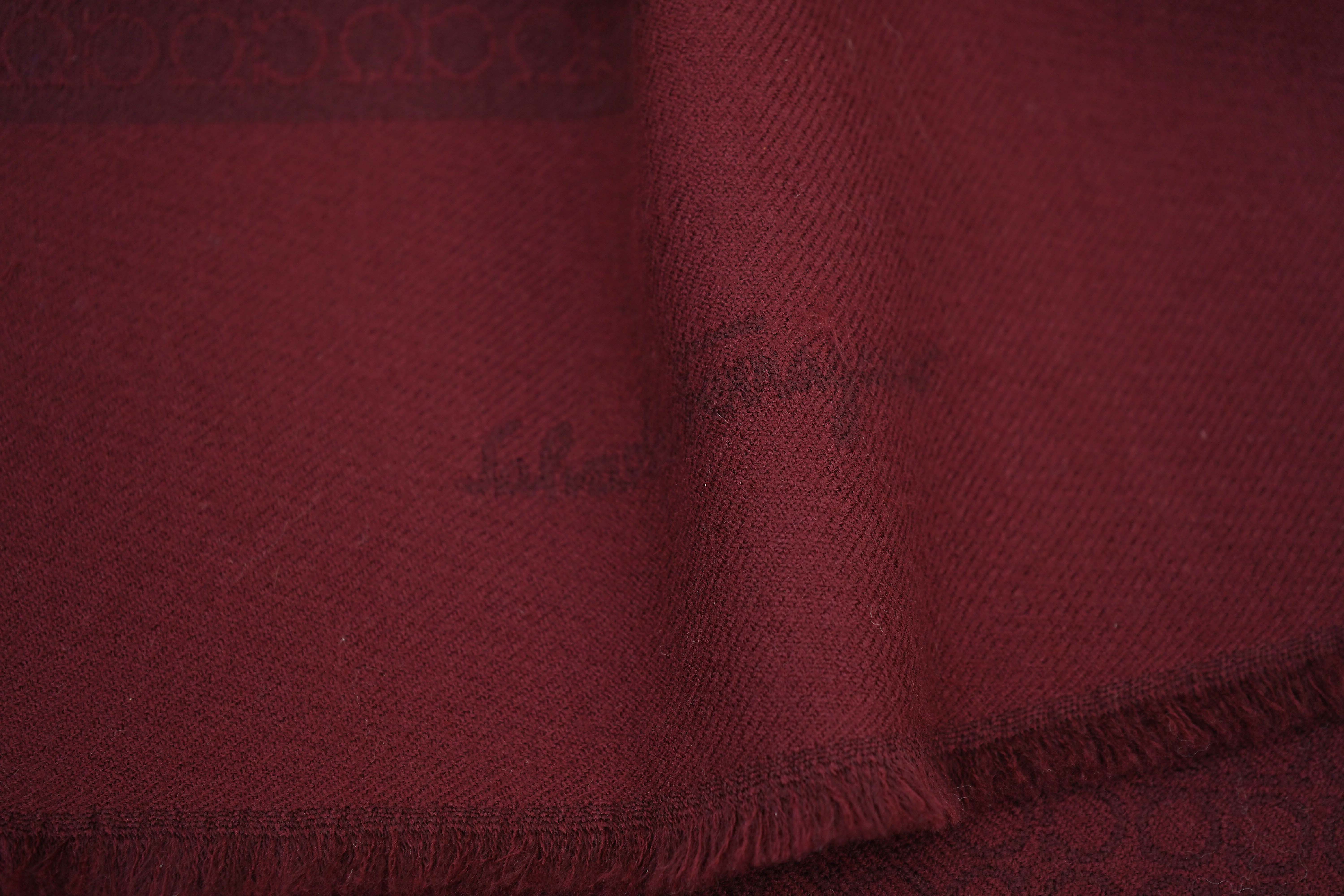 Salvatore Ferragamo Pre-owned Plain Wool Maroon Scarf